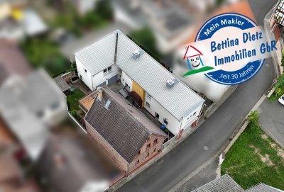 DIETZ: 3 Wohnungen in 2 Häusern inklusive 3 Garagen, Innenhof und Garten in Schaafheim!