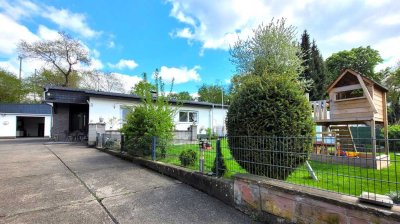 Saniertes Bungalow mit Nebengebäude – Wohnen in idyllischer Nähe zur Lahn!