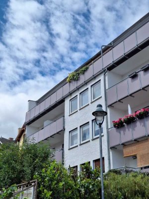 VON PRIVAT 3 Zimmer Penthousewohnung ruhige und zentrale Lage