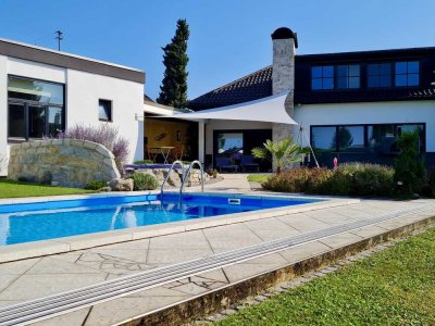 Großzügige Unternehmer-Villa mit Pool, Nebengebäude und weiterem Baugrund in ruhiger Bestlage