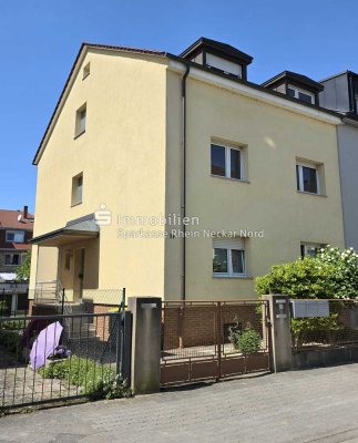 3-Familienhaus in schöner Lage Feudenheims mit Nutzungsvielfalt. Schauen Sie rein!