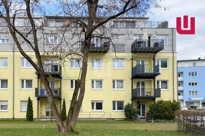 WINDISCH Immobilien - Gemütliche 2-Zi. Wohnung mit Lift und EBK - zentral in Erding!