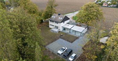 Traumhafte Villa-Wohnung - Whirpool, Wintergarten & 800 m² Garten