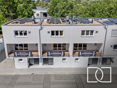 Provisionsfreier Neubau! Sofort bezugsfertiges Reihenhaus mit Stadtgarten am Fluss