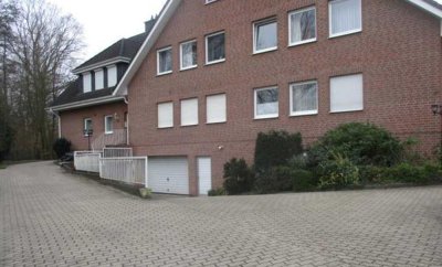 Attraktive Dachgeschoss-Eigentumswohnung mit Balkon und Stellplatz in ruhiger Wohnlage in 32545 Bad
