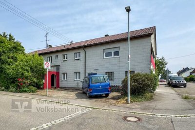 Großzügige Doppelhaushälfte mit Garten - viel Potenzial für Ihr neues Zuhause