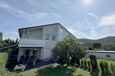 Gepflegte Doppelhaushälfte mit Garten und Carport, in ruhiger Ortslage