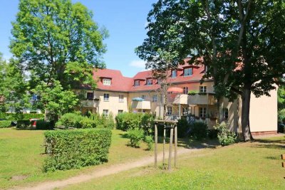 **Mitten im Grünen**vermietete 2-Raumwohnung - Außenstellplatz - Balkon - Gäste-WC - Maisonette**
