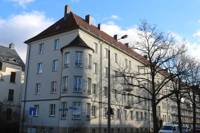 Sanierte 4-Raumwohnung mit Balkon ab jetzt zu vermieten
