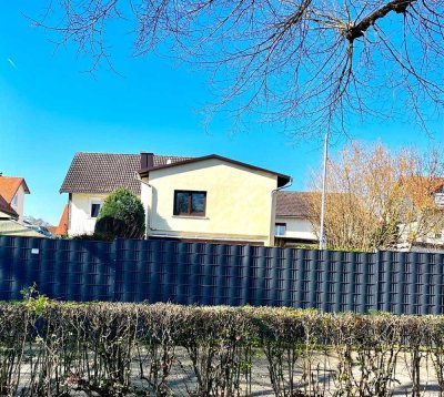 Mehrgenerationenhaus mit Laden 310 m² Fläche mit Außenpool auf 750 m² Gartengrundstück!