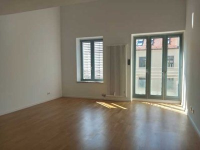 living smart - Großzügige Maisonette-Wohnung mit 3,5-Zimmern und neuer Einbauküche