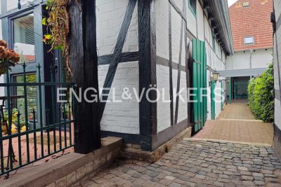 HISTORISCHER CHARME TRIFFT MODERNE 1,5-ZIMMER-WOHNUNG