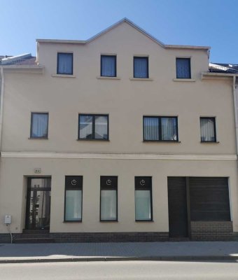 Viel Platz und viele Möglichkeiten!  Haus sucht neue Familie zum gemeinsamen Nestbau