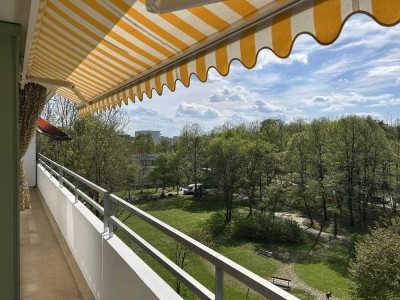 3 Zimmer, 77m² mit wunderschönem Westblick