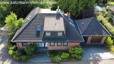 Freistehendes Einfamilienhaus in Bester Lage - Modernisiert, Großzügig & Familiengerecht