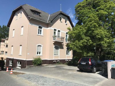Anzeige: Charmantes möbliertes 1-Zimmer-Apartment in Top-Lage in Bad Homburg