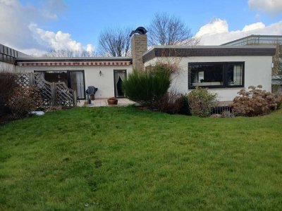AB/Leider - 100 m zum Main und ca. 2 km ins Zentrum AB,  6-Raum Bungalow mit Ausbaupotential