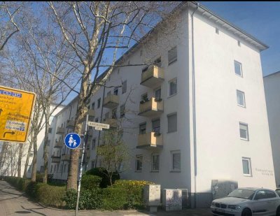Charmante 3 Zimmerwohnung mit Balkon in beliebter Wohnlage- 64 qm in Darmstadt
