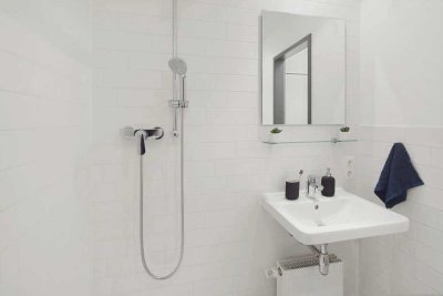 LAST UNIT - Bright, Furnished Studio