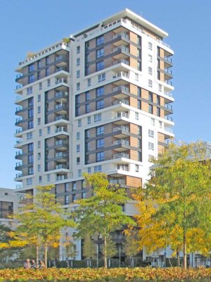 Düsseldorf-Pempelfort, "Le Grande" im "Le Quartier Central", helle 2,5-Raumwohnung im 13. Stockwerk.