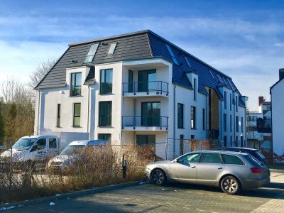 Privat: helle, zentrale 3 Zi- Wg + Stellplatz in ruhiger Bahnhofnähe mit HWR