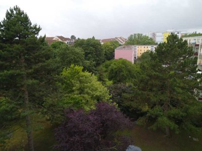 Attraktive 2-Zimmer-Wohnung im Frankenthaler Süden mit herrlichem Blick ins Grüne