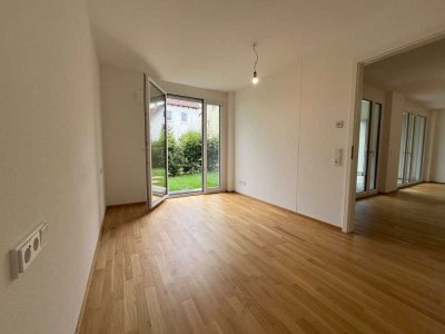 Neuwertige 2-Zimmerwohnung in Bettringen mit Terrasse, Garten & TG - ideal für Singles Best Ager KfW
