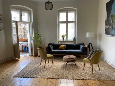 Hochwertig möblierte 4-Zimmer Wohnung mit Balkon und Kamin in Berlin-Neukölln