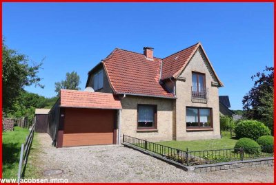 Ein Zuhause mit großem Wintergarten 
in ländlicher Umgebung