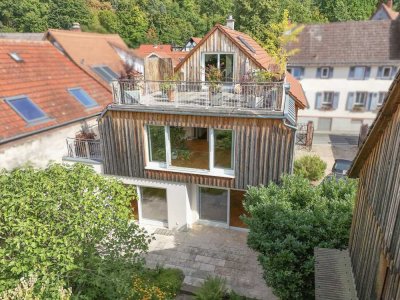 Großzügiges Einfamilienhaus mit traumhaften Garten