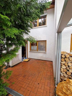 3-Zimmer-Reihenendhaus in Kanalnähe in Kleinmachnow