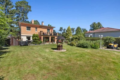 Schöner Wohnen, saniertes Einfamilienhaus in ruhiger Lage, Schwimmteich, Carport, sonnig, ruhig