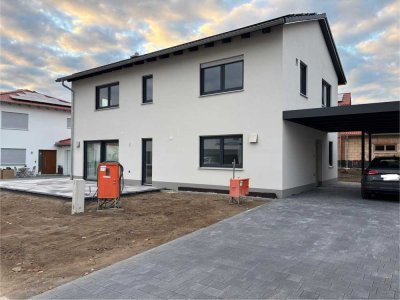 NEU: Modernes EFH in Burglengenfeld - Erstbezug!