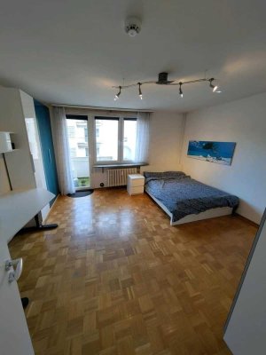 Helle 2-Zimmer Wohnung mit Balkon in super zentraler Lage - fußläufig in die Innenstadt