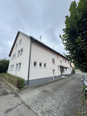 Sanierte 2,5-Raum-Wohnung in Ellzee