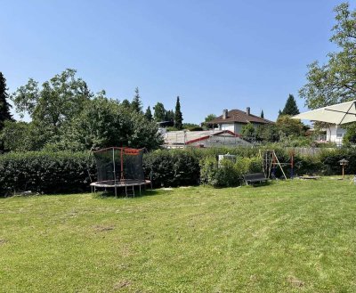Emmendingen: Lichtdurchflutete 4,5-Zimmerwohnung mit Terrasse und eigenem Garten
