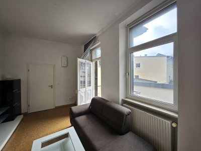 neuwertige 1,5-Zimmer-EG-Wohnung mit Einbauküche am Markt in Mayen