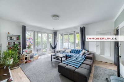 IMMOBERLIN.DE - Top-Investment! Schöne Wohnung mit großer Terrasse & Garten in naturverbundener Lage