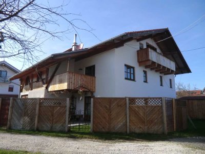 Hochwertige 2 - Zi.- ETW in Nähe Teisendorf zu vermieten !