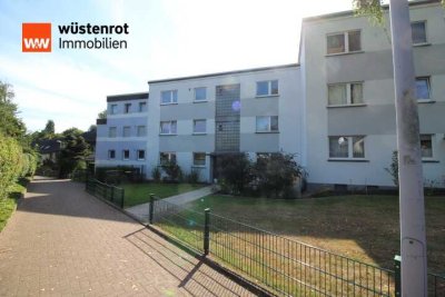RESERVIERT!
Ankommen & Durchatmen-
3-Zimmerwohnung mit Balkon und separater Garage in guter Lage!