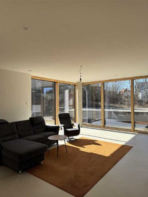 Modernes und lichtdurchflutetes Einfamilienhaus in Rottenburg an der Laaber!
