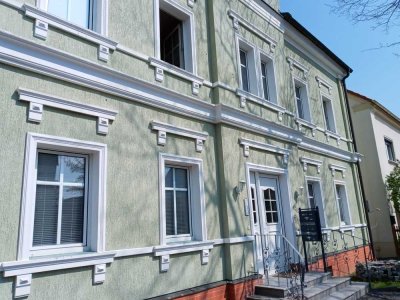 Sanierte, schöne 2-Zimmer-Wohnung mit Küche