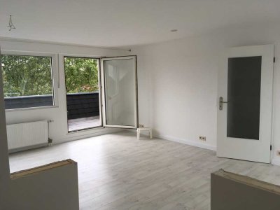 Helle Einzimmer-Wohnung mit Balkon und EBK in Mönchengladbach
