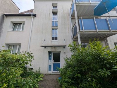 3 Zimmer, Küche, Diele, Bad und Balkon im 2. Obergeschoss