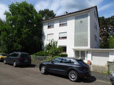 Freistehendes Mehrfamilienhaus mit freier 4- Zi-Wohnung und gr. Garten in sehr guter Lage von Hanau