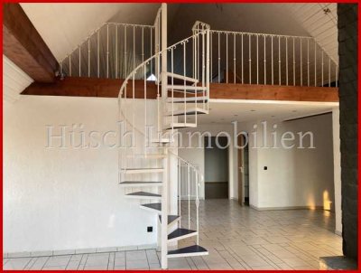 Aussergewöhnliche  Maisonette-Eigentumswohnung mit 150 QM WFL., 2 Zimmer, großem Balkon in Überruhr.