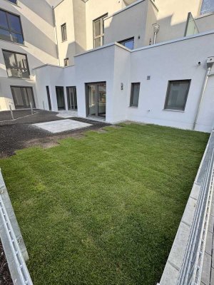 Toller Gartenbereich in Süd/West-Ausrichtung, separater Küchenbereich, Gäste-WC & viel Platz.