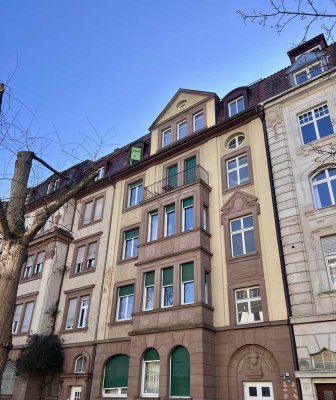 Stilvolle Maisonette Wohnung im denkmalgeschützten Altbau