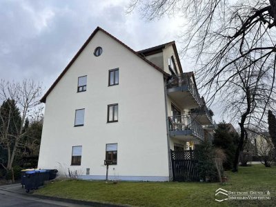 Eigentumswohnung mit PKW Stellplatz in gepflegtem MFH in toller Lage