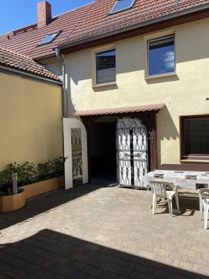 Geräumige, vollständig renovierte 2 Zimmer-Wohnung zur Miete in Templin